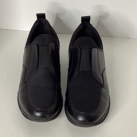 Kenneth Cole Black Men's Leather Loafer in Size 7M - Picture 4 of 14